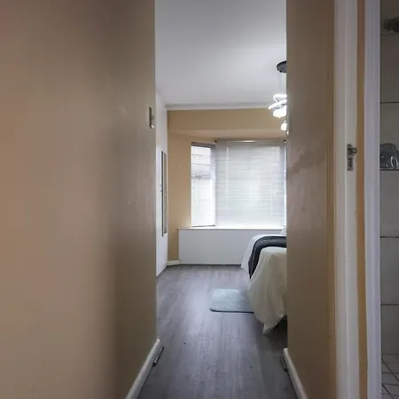 Asher'S Place East London Exterior photo
